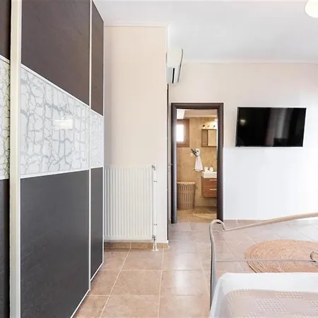 Villa The Stone Of Zeus 4 Bedrooms 14 Guests Afytos