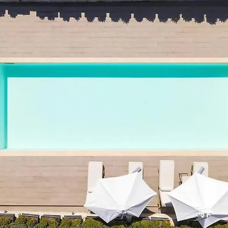The Stone Of Zeus 4 Bedrooms 14 Guests Villa *