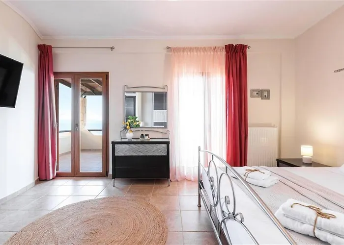 The Stone Of Zeus 4 Bedrooms 14 Guests ヴィラ *